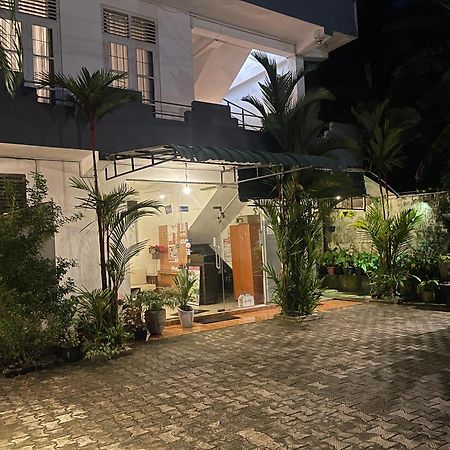 Holiday Inn Unawatuna Εξωτερικό φωτογραφία