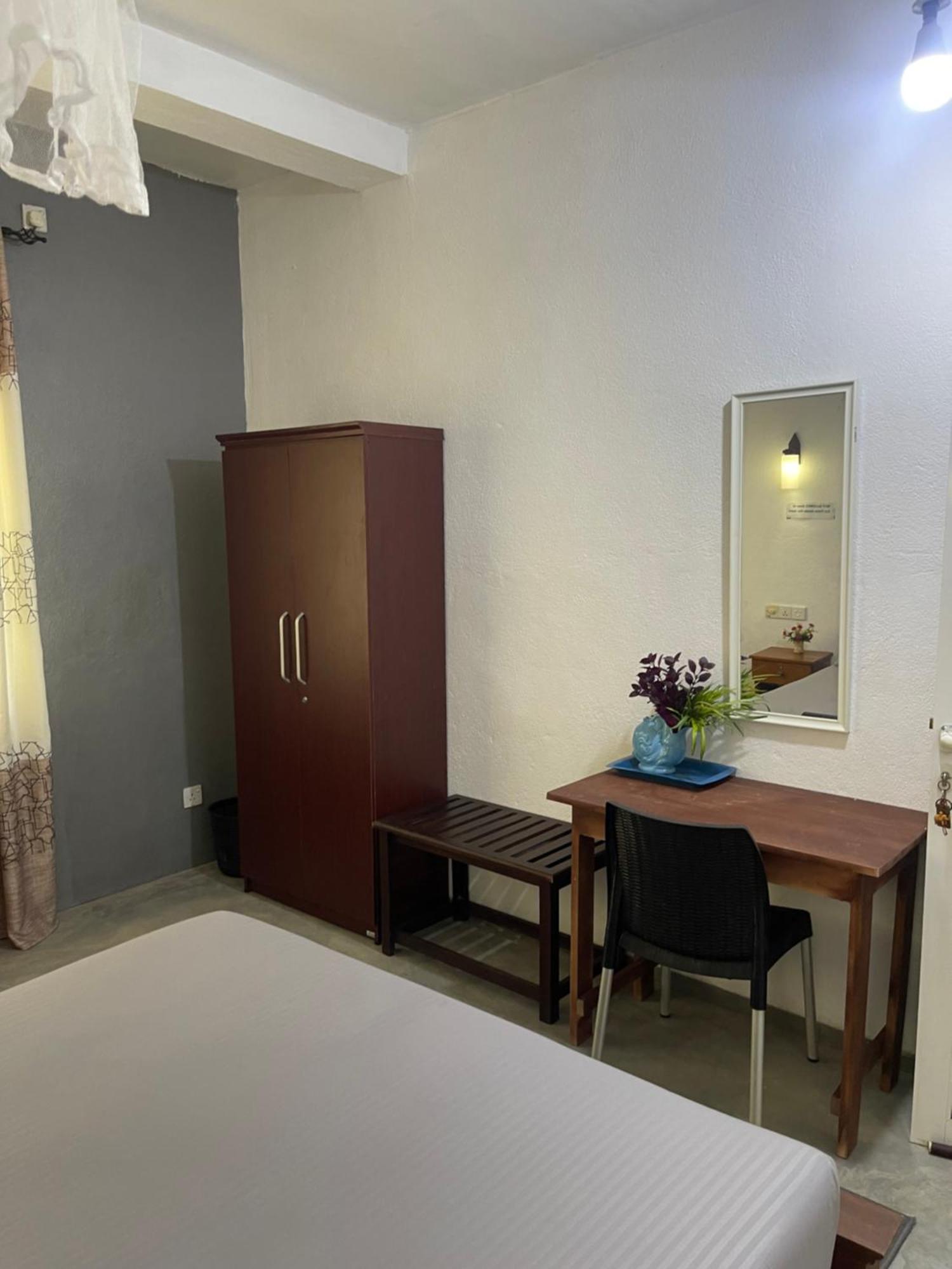 Holiday Inn Unawatuna Εξωτερικό φωτογραφία