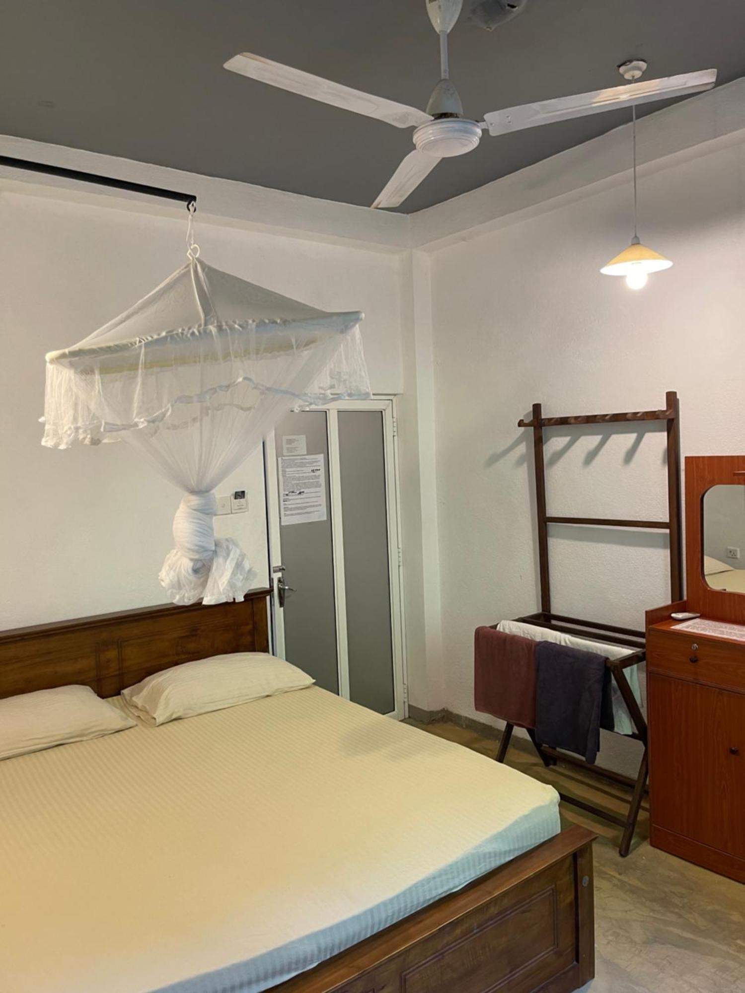 Holiday Inn Unawatuna Εξωτερικό φωτογραφία