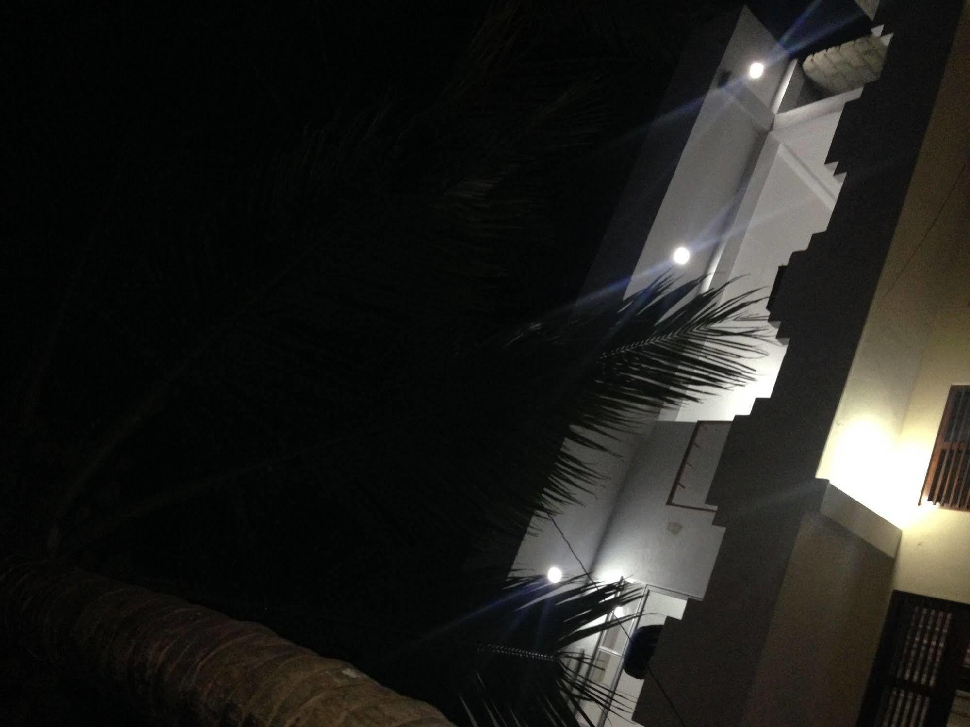 Holiday Inn Unawatuna Εξωτερικό φωτογραφία
