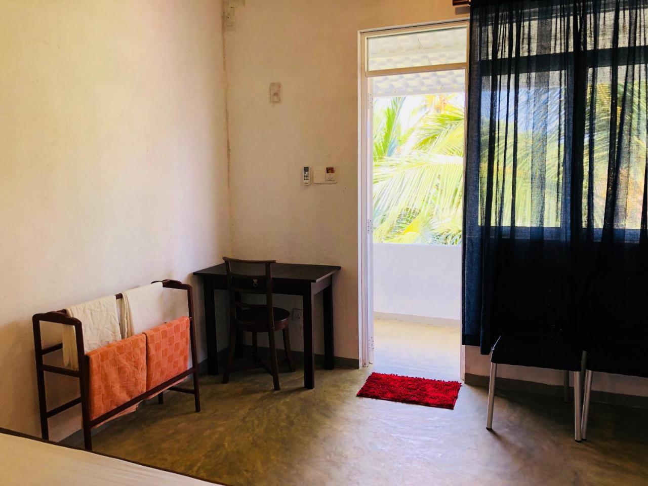 Holiday Inn Unawatuna Εξωτερικό φωτογραφία