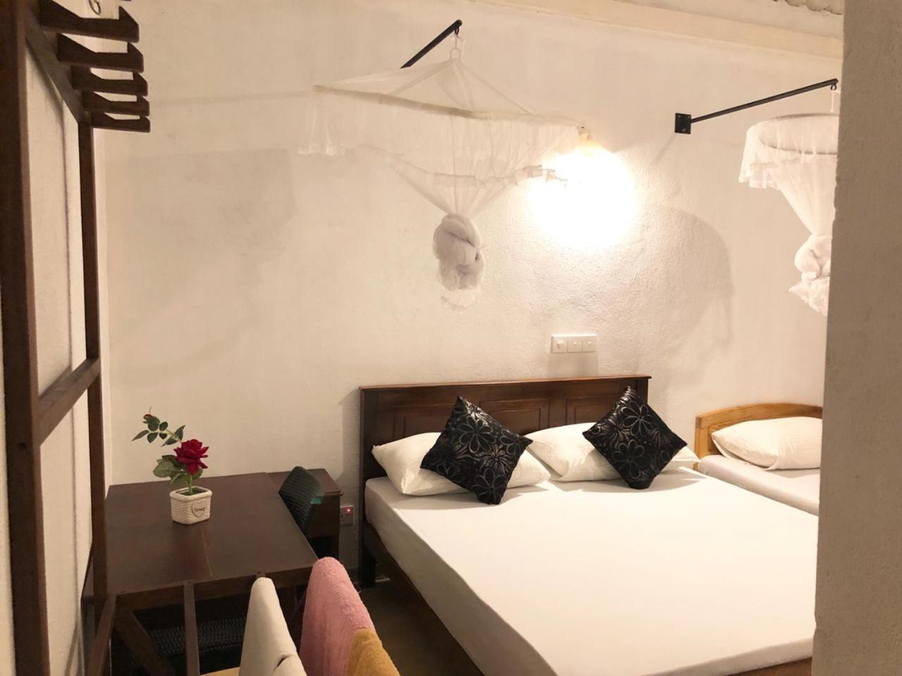 Holiday Inn Unawatuna Εξωτερικό φωτογραφία